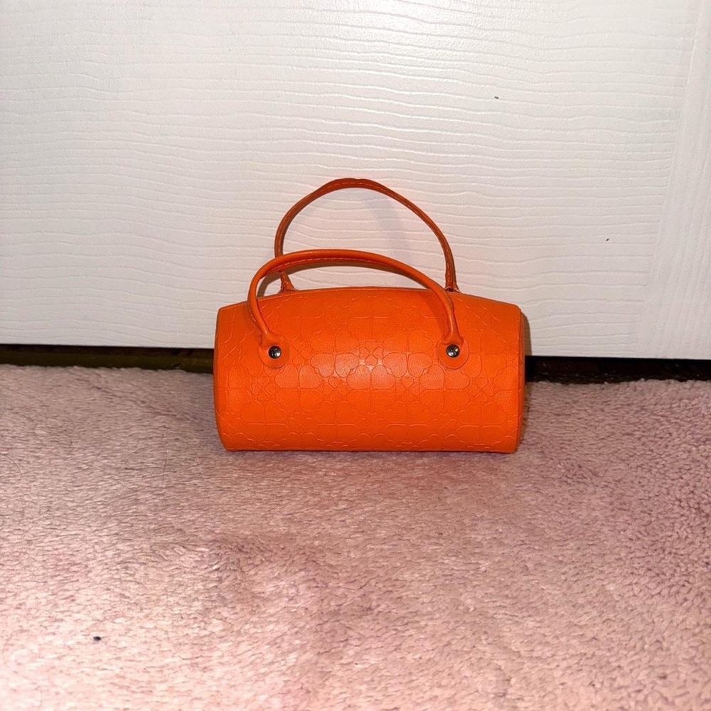 Follie Follie Sunglasses Case in Tangerine